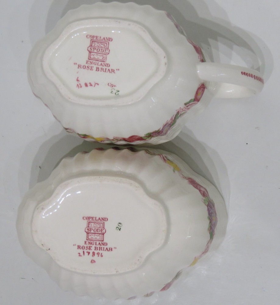 Spode "Rose Briar" Creamer & Lidded Sugar Bowl Off White Wicker Rim EUC