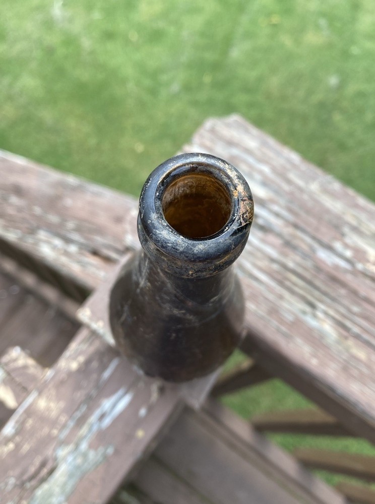Schlitz Milwaukee WI Beer Bottle