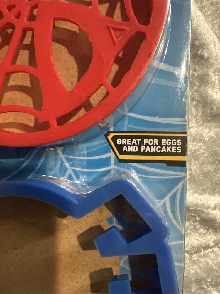 Marvel Spider-Man Silicone Egg & Pancake Breakfast Molds Set NEW
