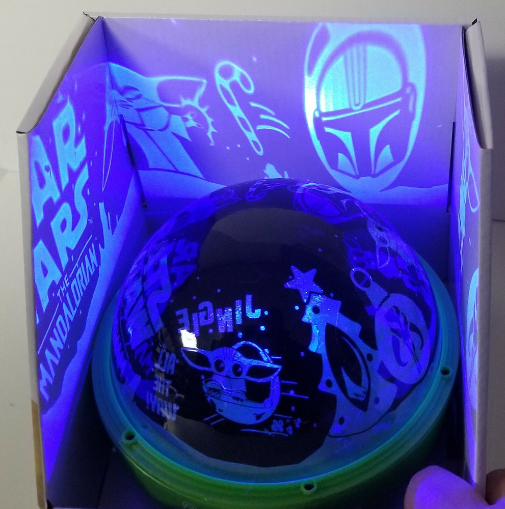 Star Wars Mandalorian Shadowlights, Rotating Projector, Christmas Scenes, Disney