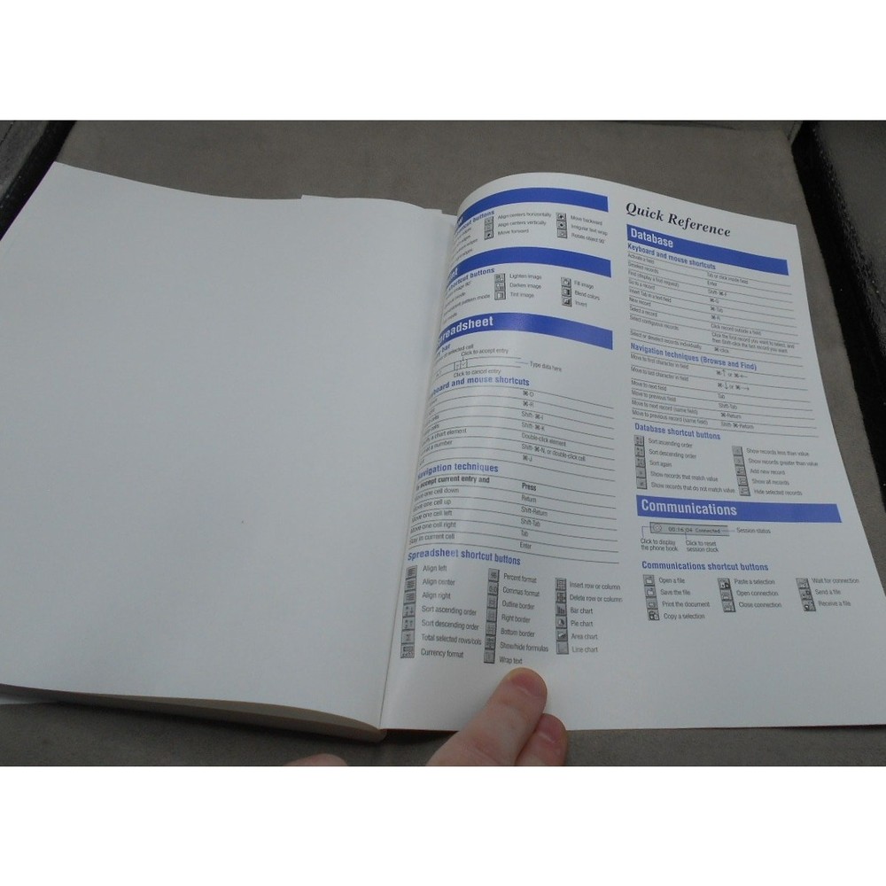 Vintage ClarisWorks User's Guide 1994 Integrated Software for Macintosh