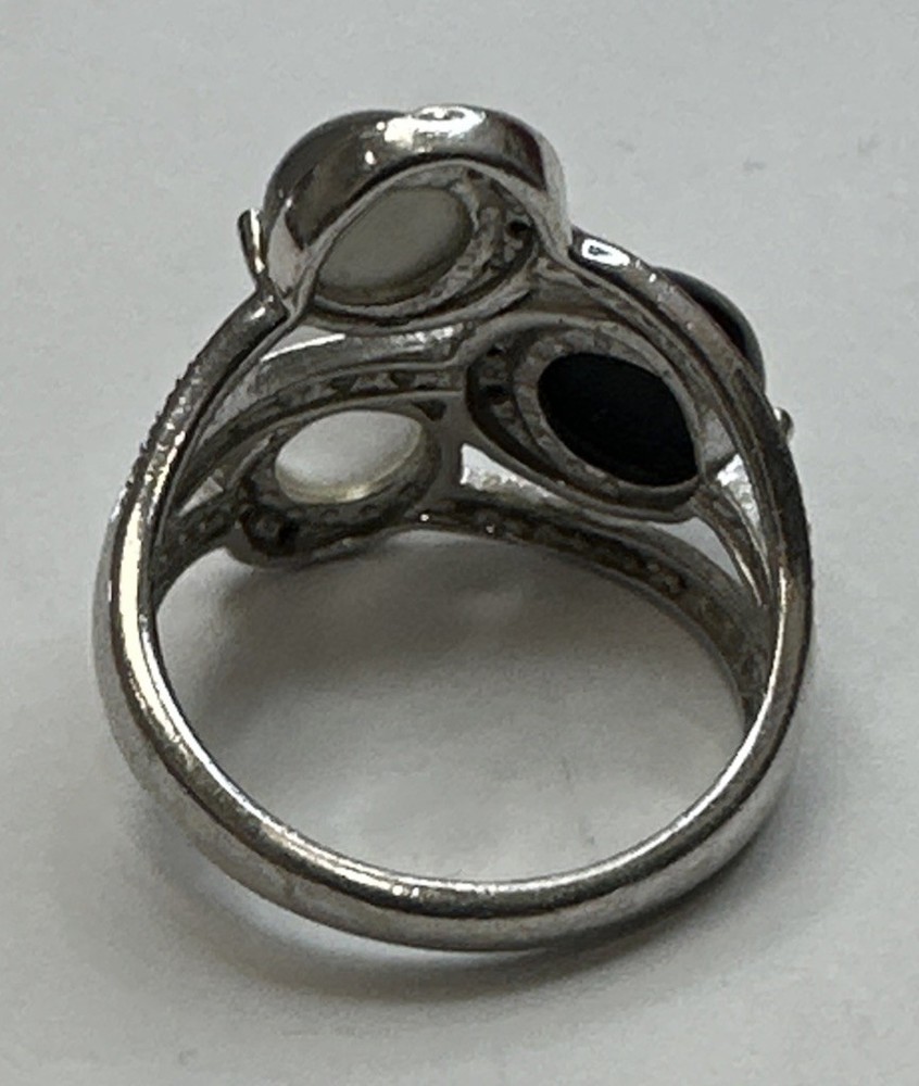 925 Sterling Silver Black Onyx &Moonstone Ring