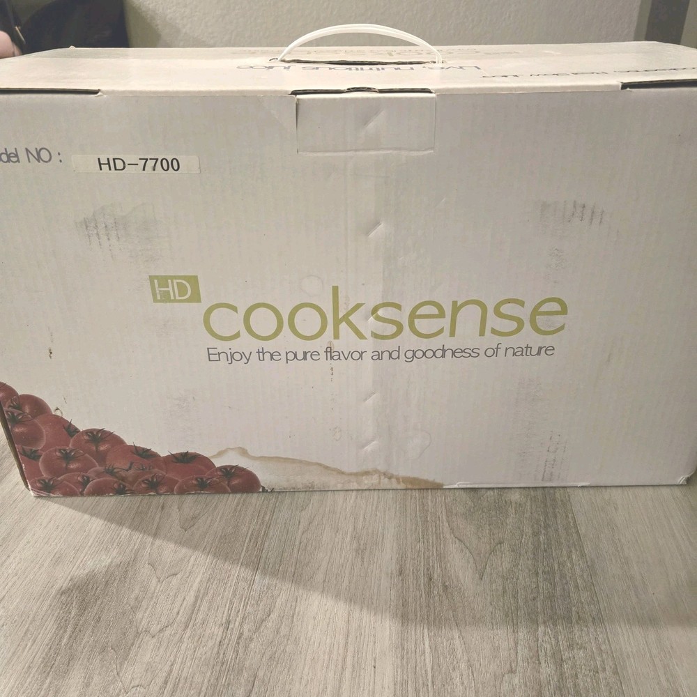 JUICER -Cooksense HD-7700 Slow Juicer