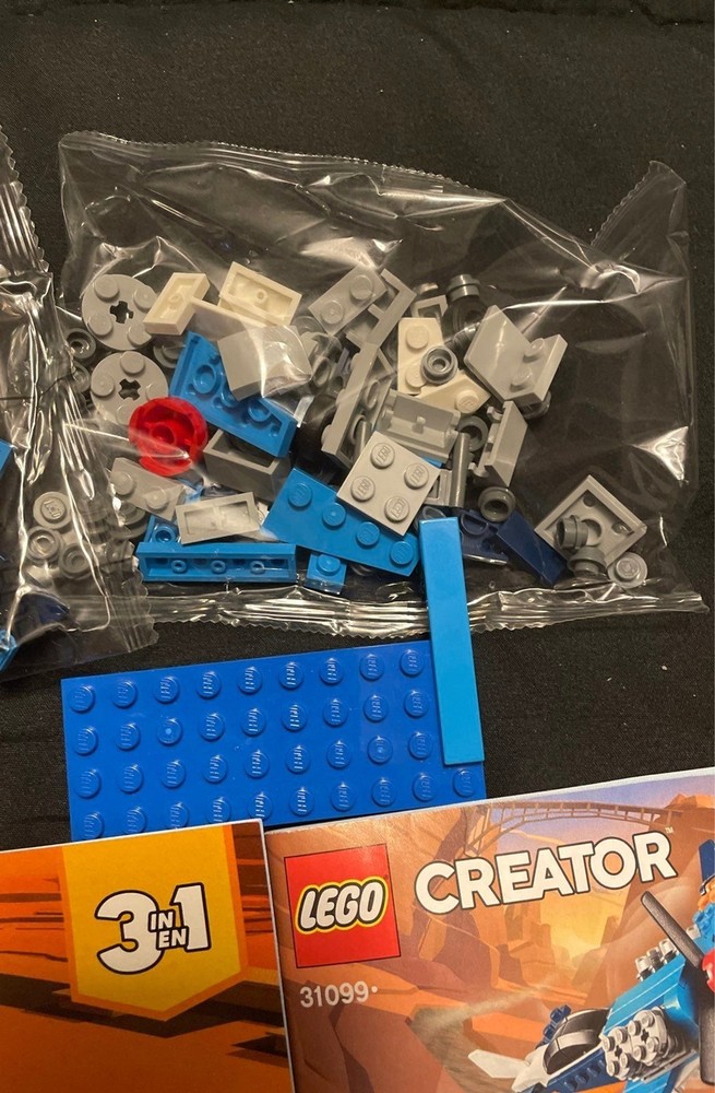 Lego Creator 3-in-1: Propeller Planes