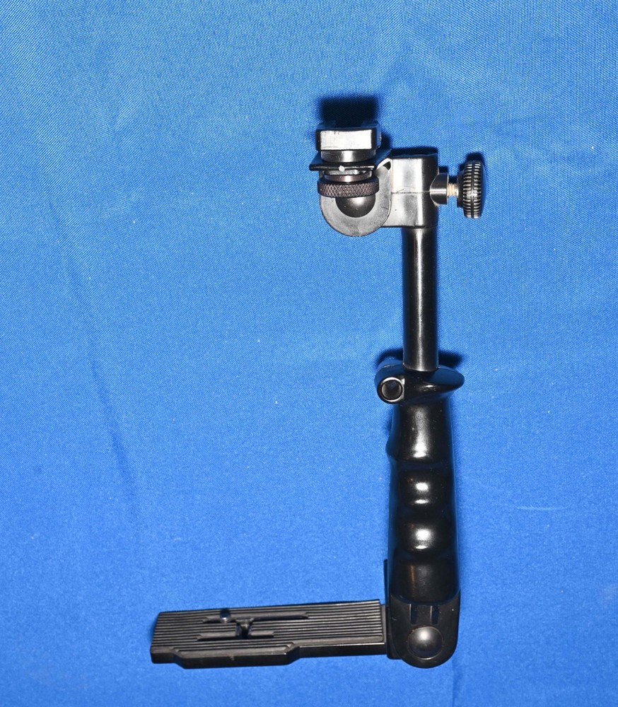 Siegelite Off Camera Tilting  Flash Bracket