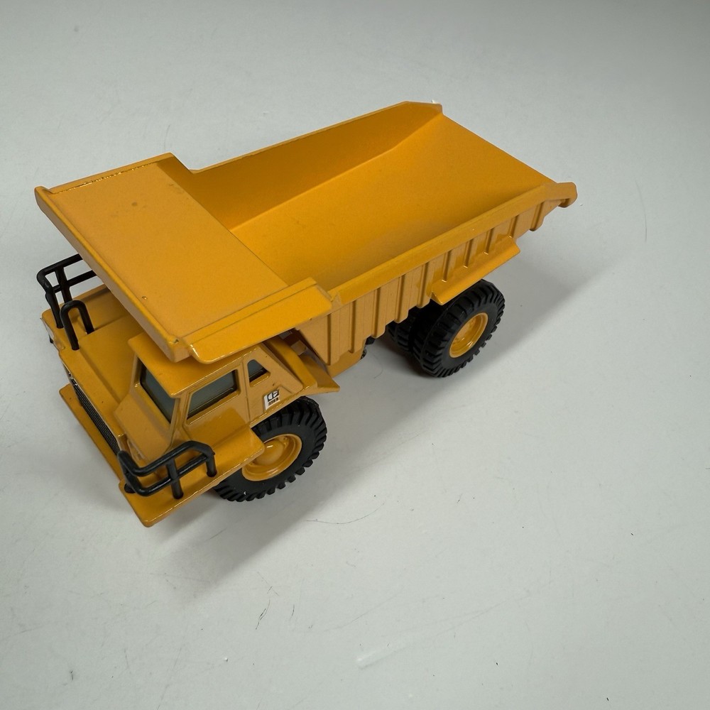 JOAL Compact Caterpillar CAT 773-B Dump Truck