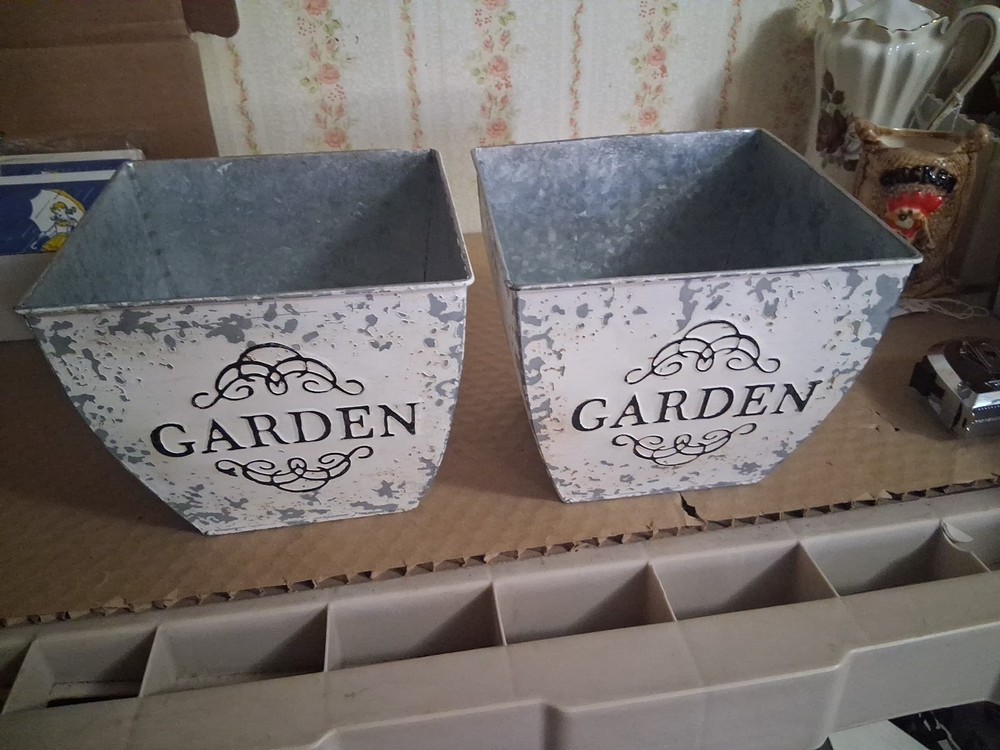 RUSTIC METAL GALVANIZED GARDEN PLANTER WITH "GARDEN" EMBOSSED ON FRONT