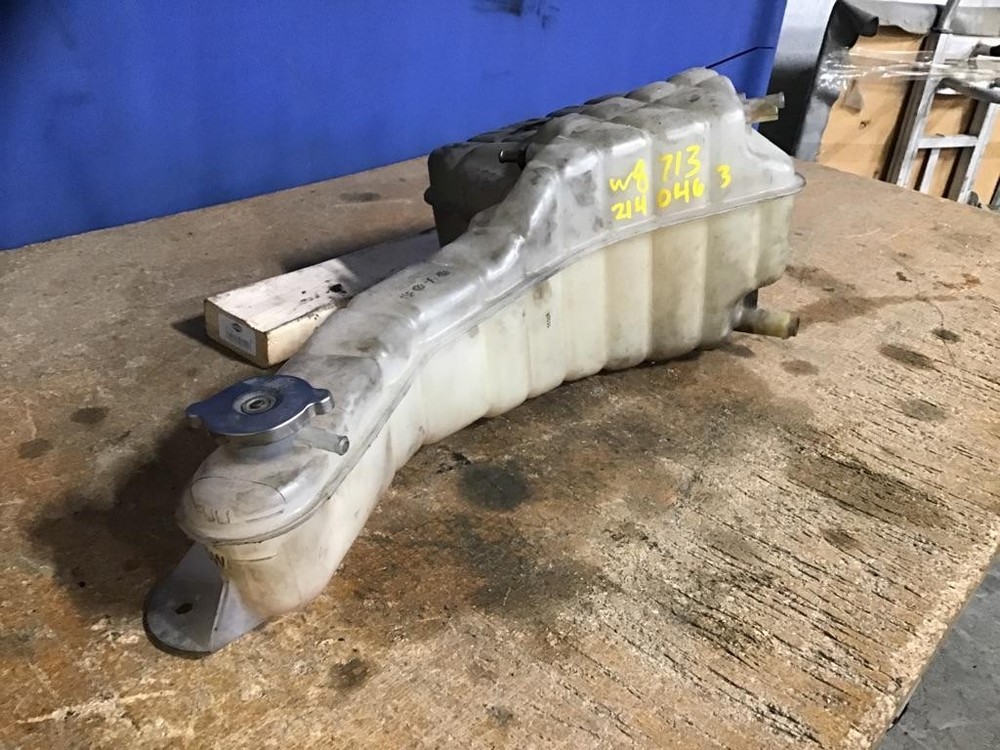 For 2008 FREIGHTLINER M2 106 RADIATOR OVERFLOW TANK , GA