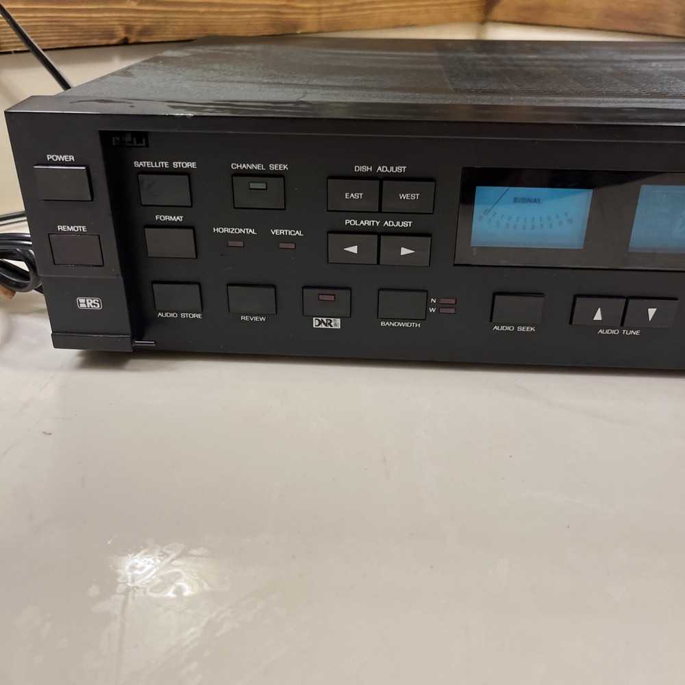 Realistic Satellite Receiver SR 2010