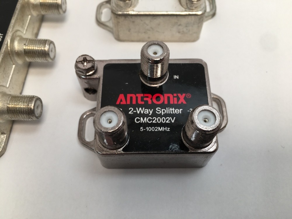 Antronix/TimeWarner 2way/3Way Splitters CMC2002V HEP CMC2003BH-A