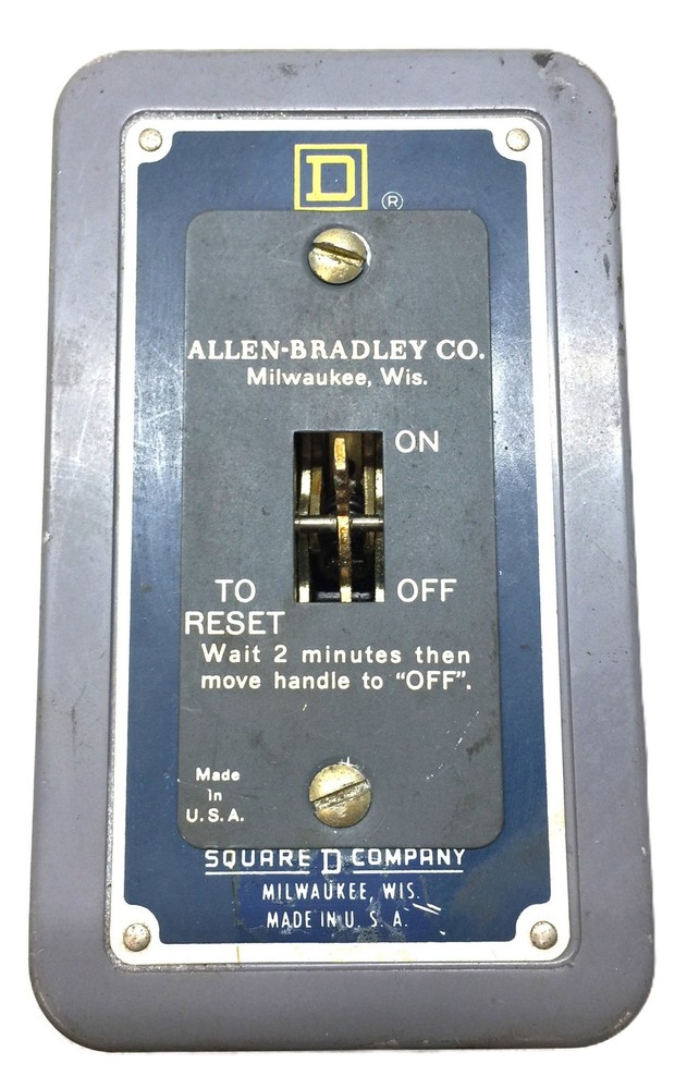 SquareD/AB 115-230V 2-Pole Starter Enclosure 2510AG2 (Missing Switch) USED