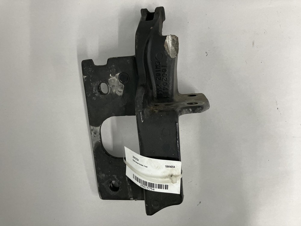 Kenworth T680 Right/Passenger Bumper Bracket - Used