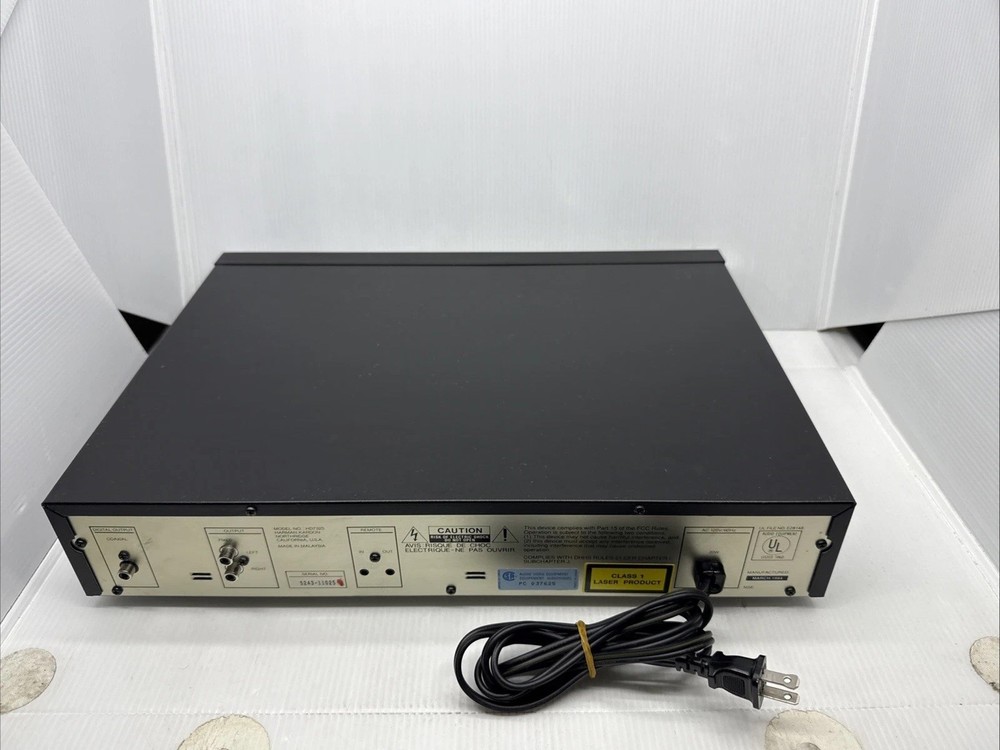 HARMAN KARDON HD7325 COMPACT DISC CD PLAYER - NO REMOTE - TESTED