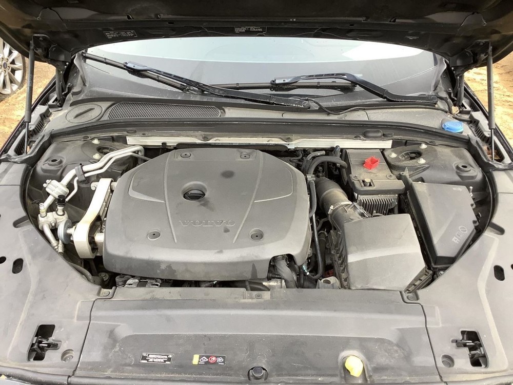 S90 2018 Glove Box 4927937