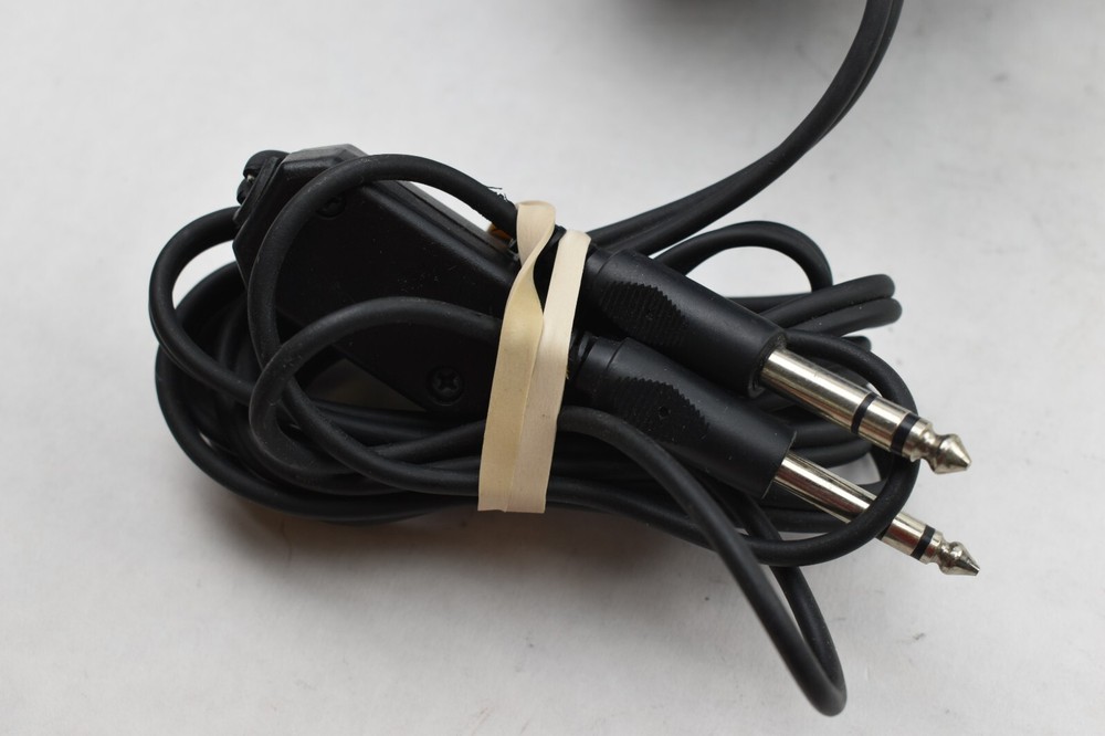 MicroCom Aviation Headset M-60 Headset w/ Mic