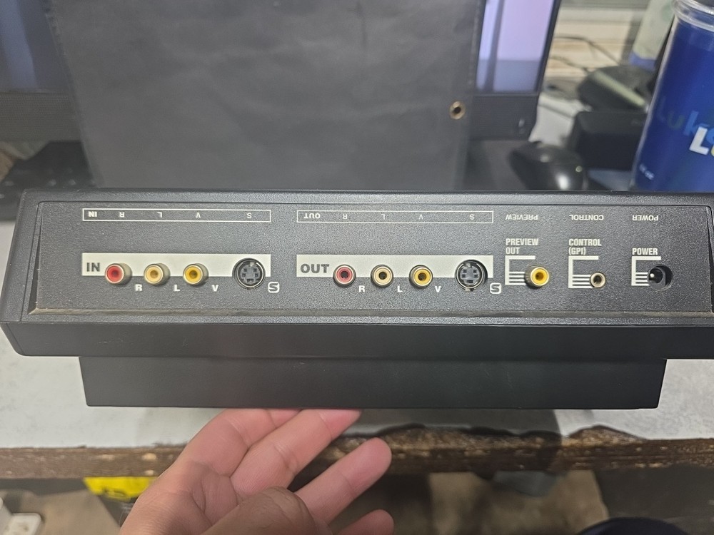 Videonics Video Titlemaker 2000 NTSC - As-Is, Unit Powers On Know Nothing Else