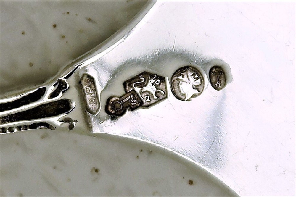 Dutch Netherlands Solid Silver Server wth Two Figure Handle End Hallmarked A.P