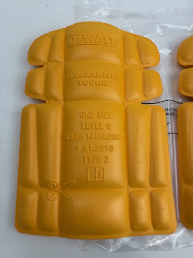 Dewalt Knee Pad Inserts Work Trouser Pants One Size Flooring NEW
