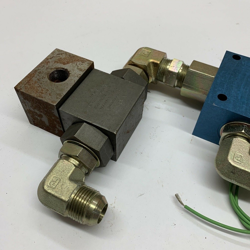 Solenoid Valve 01-219-7719 by Integrated Distribution Systems