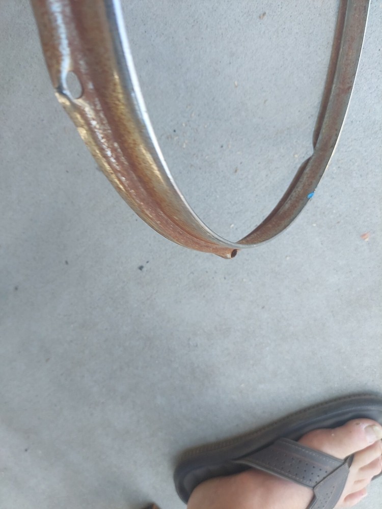 Used 12" 6 hoop rusty