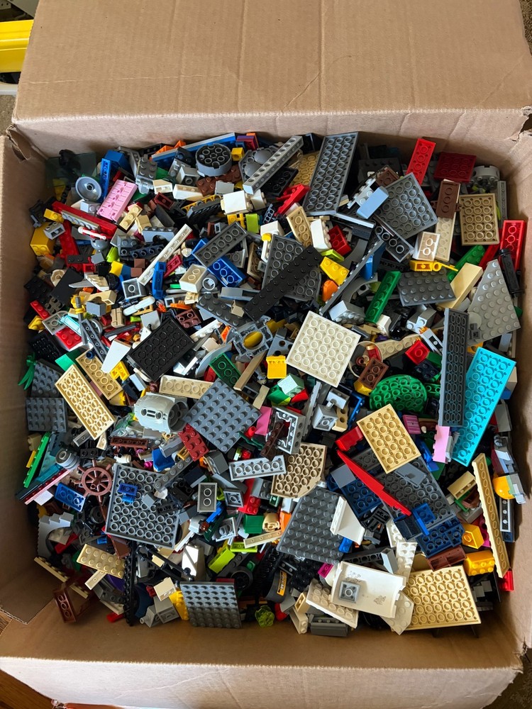LEGO bulk 2lb-Random pieces-Selling Collection, see description