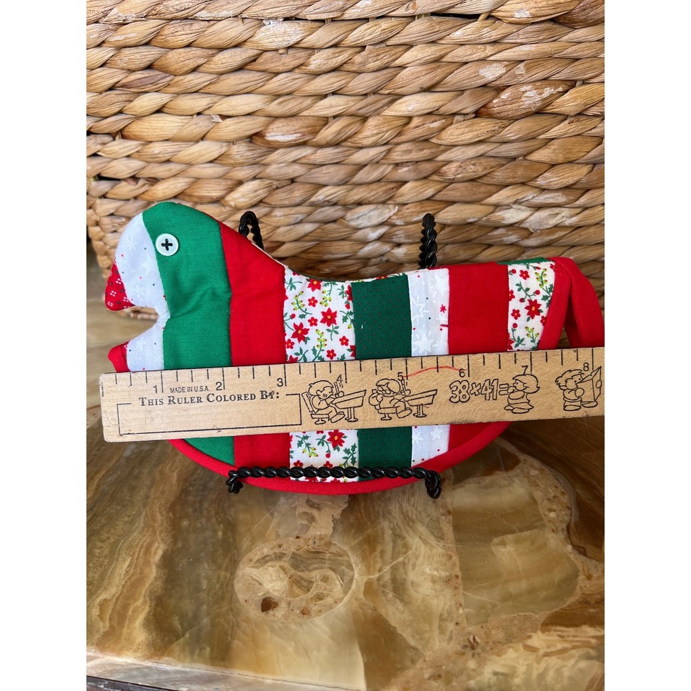 Red & Green Bird: Tea Pot Mit