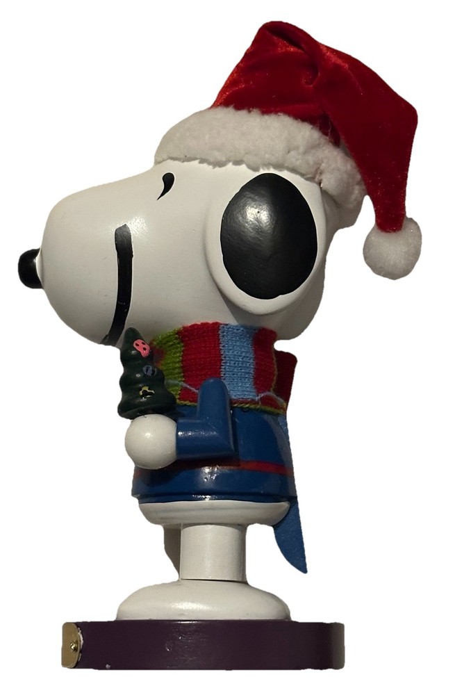Peanuts Kurt Adler PN6801L Snoopy Nutcracker