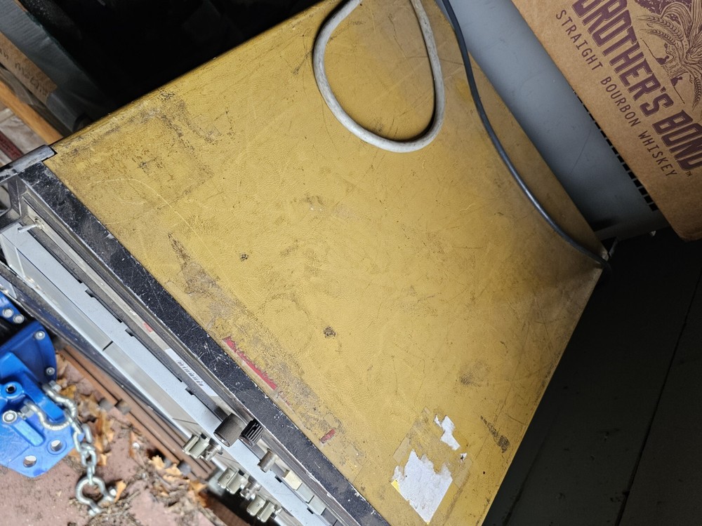 SYSTRON DONNER MODEL 6054B FREQUENCY COUNTER