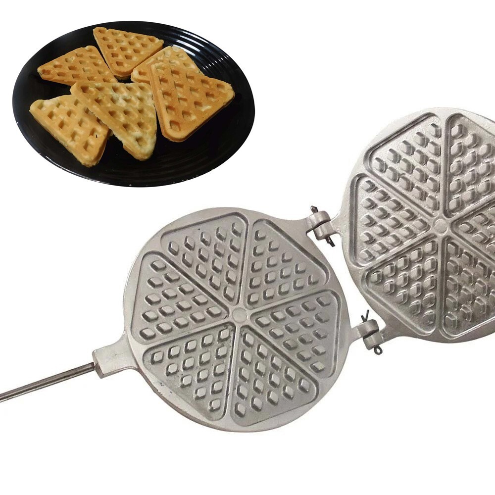 BAKING PAN FOR TRIANGULAR HERRINGBONE COOKIES