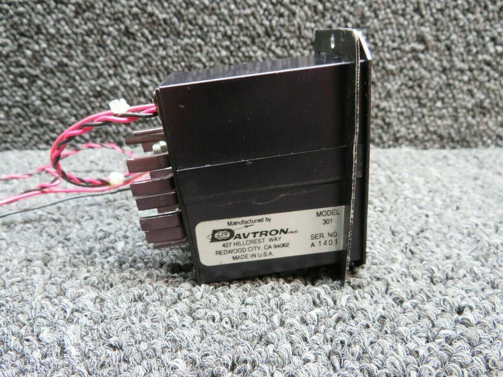301 Davtron Outside Air Temperature Indicator