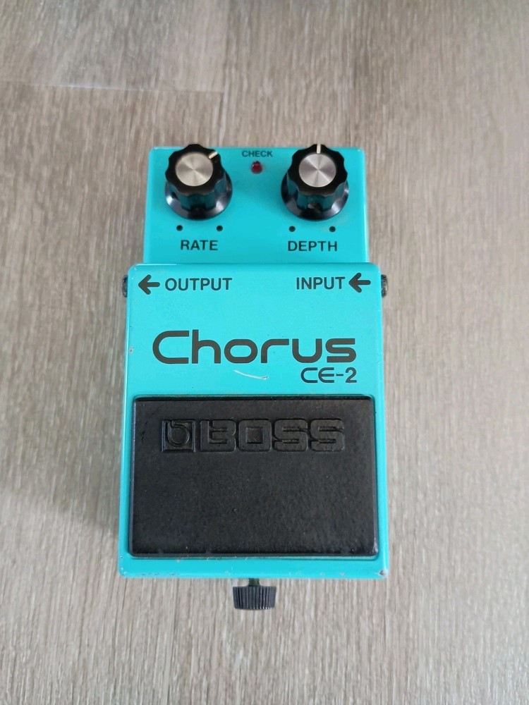 Boss Chorus CE-2