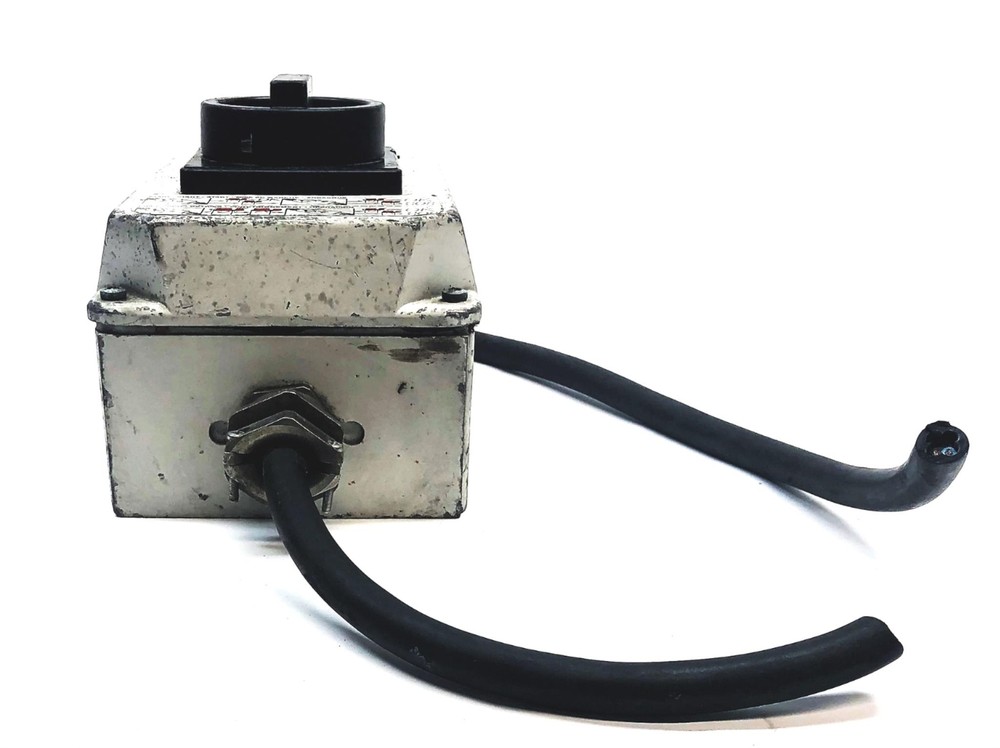 Unbranded Control Station 28050 USED