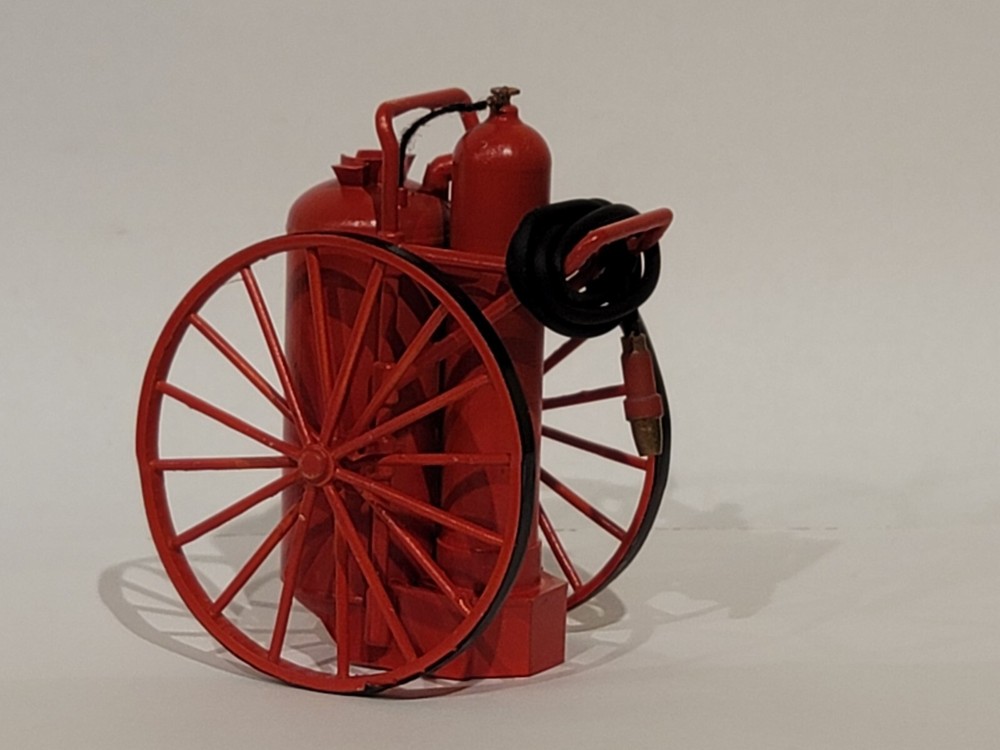 G Scale Fire Extinguisher - 1:24 Scale Dolley Fire Extinguisher