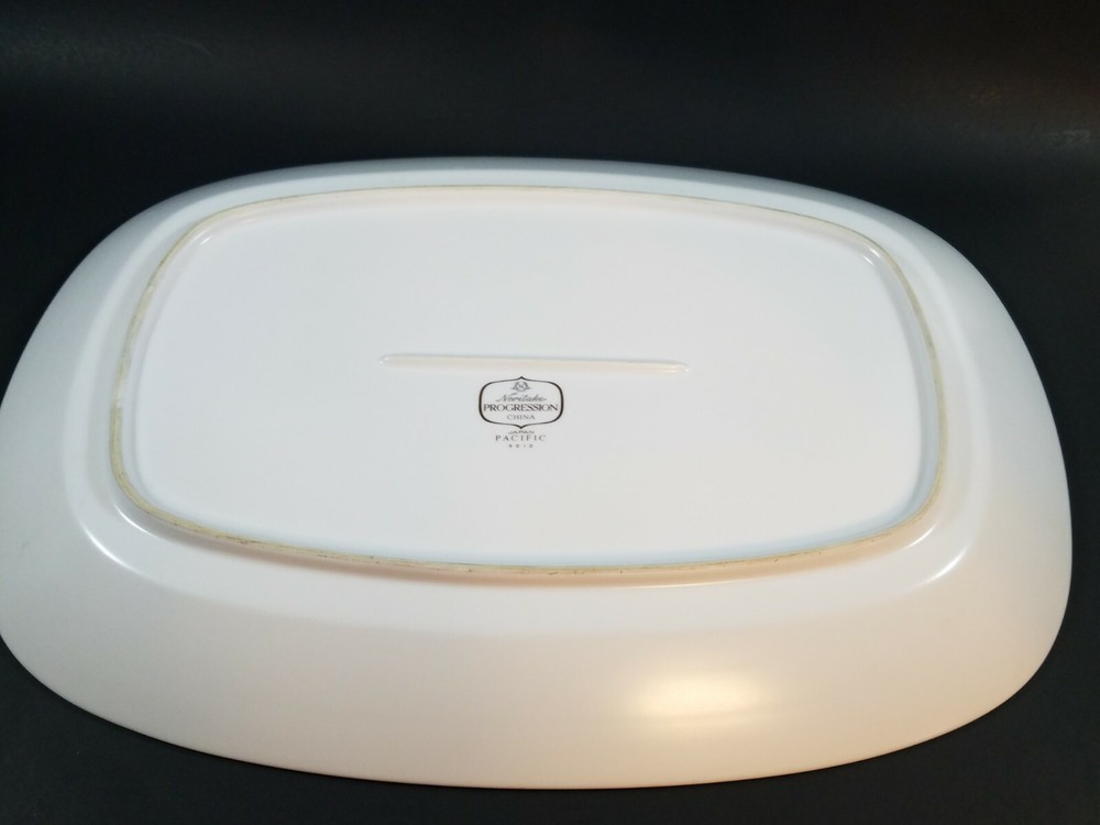 Noritake Pacific Progression 9010 Oval Serving Platter Blue & White 15" 1966-78