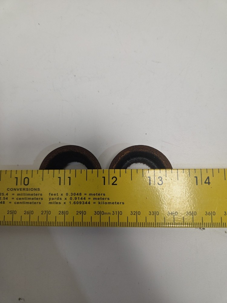 Binks 41-86 Leather M Cup Lot Of 2