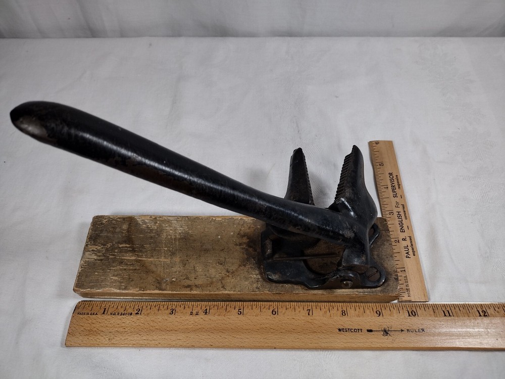 Vintage Nutcracker Lever Action Board /Wall Mount Cast Iron