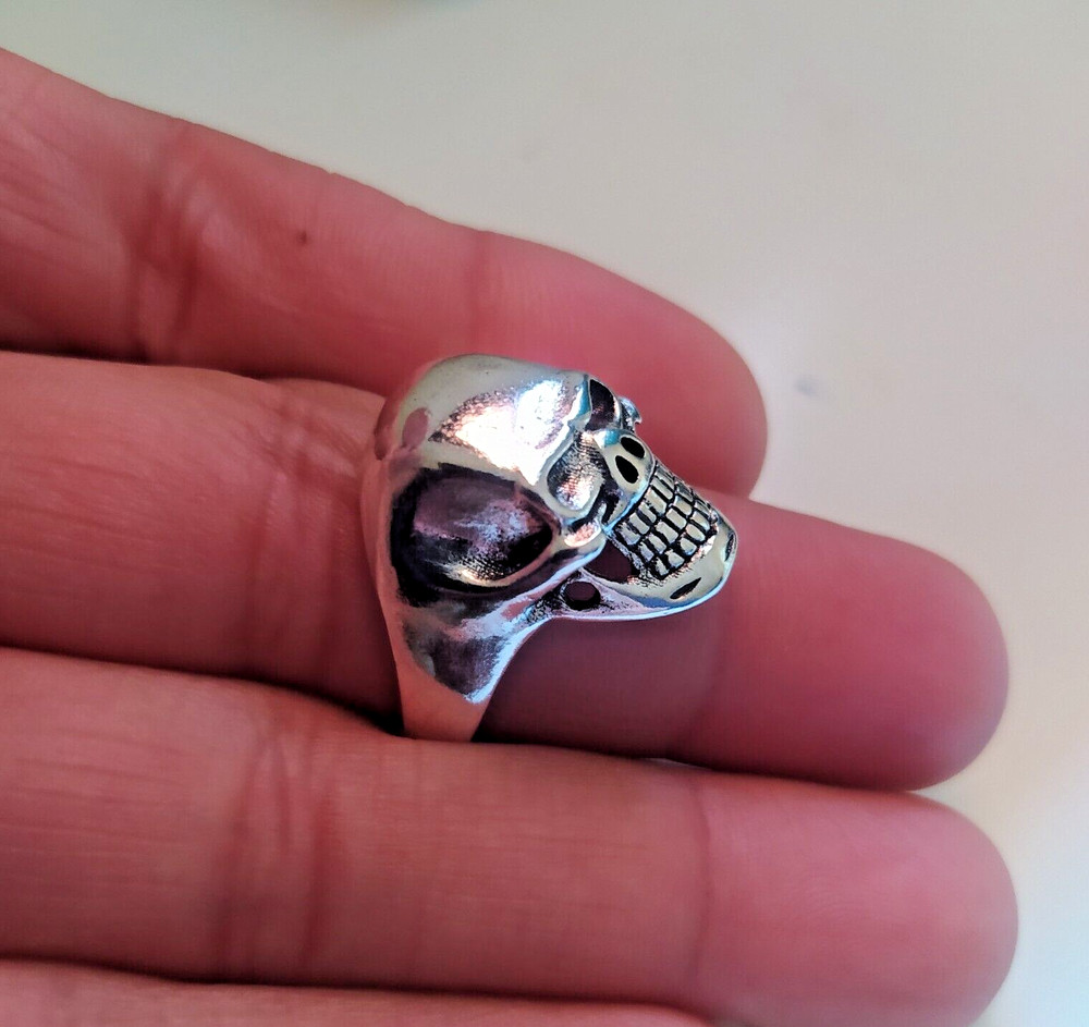 Ancient Vintage Victorian Sterling Silver Ring Head Skull Engraved Size 10