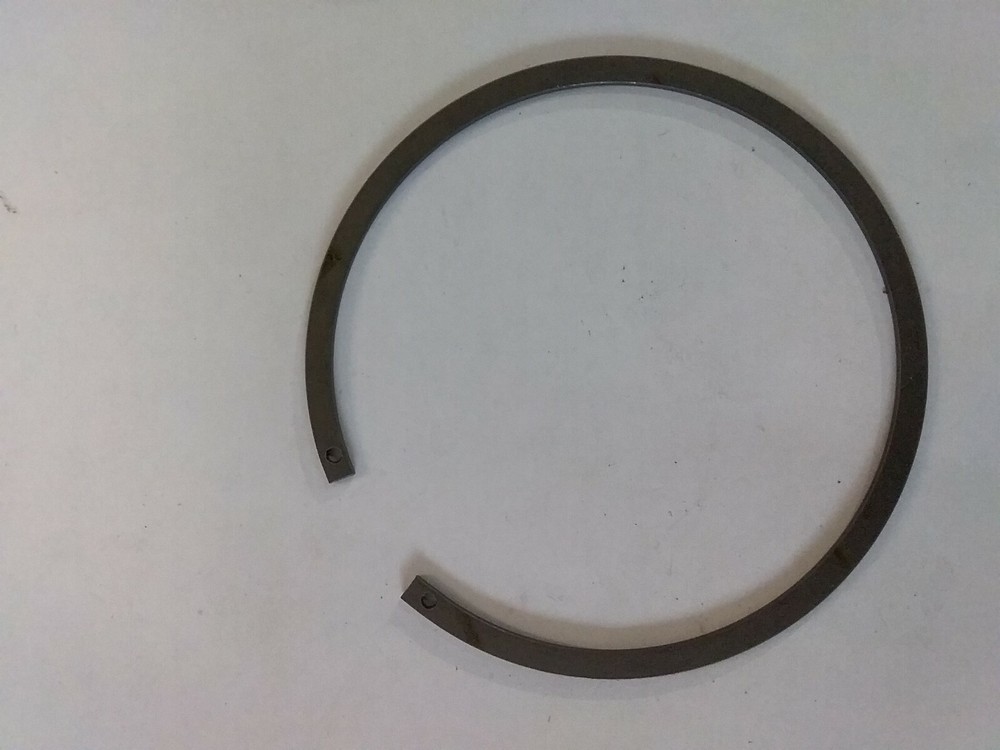 Spicer Snap Ring 045516