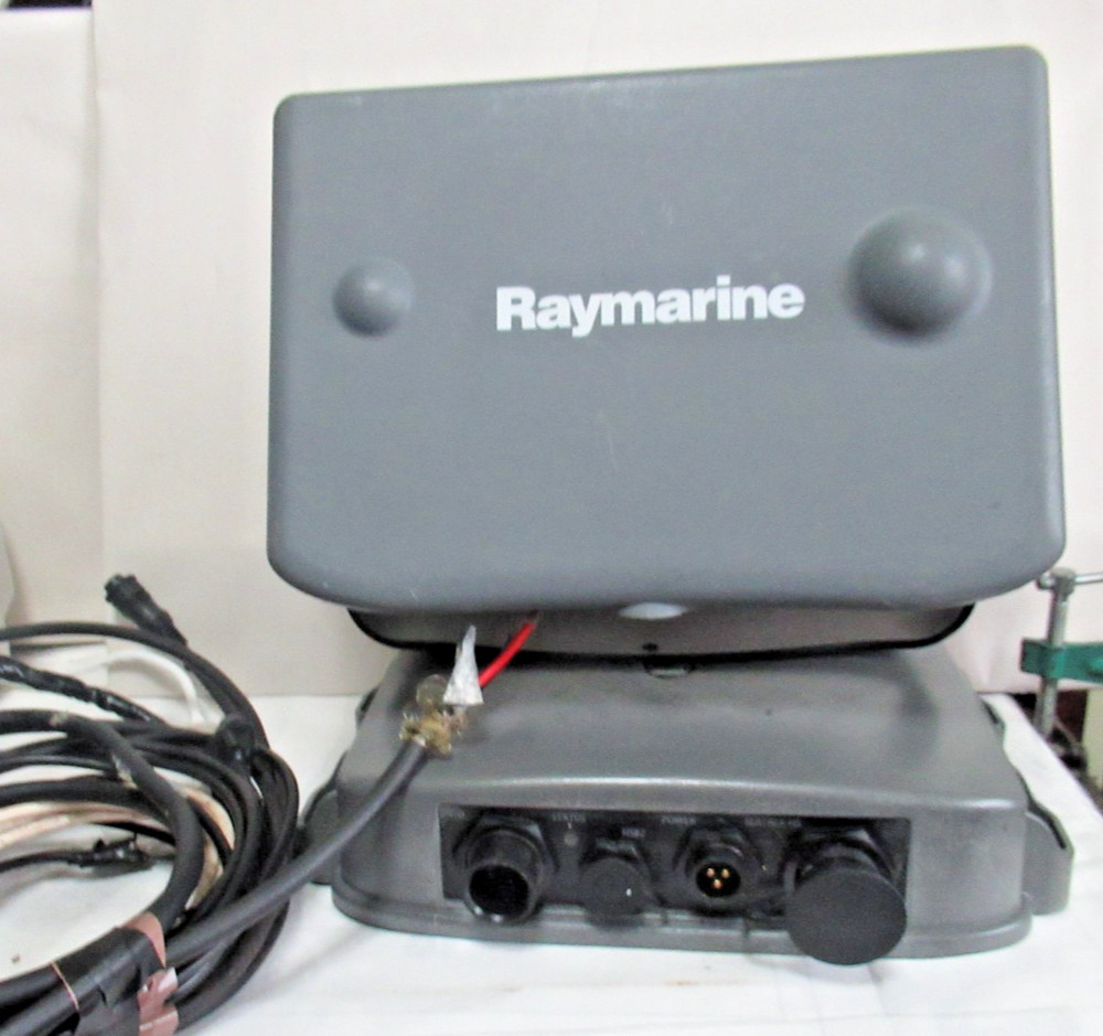 Raymarine C70 GPS Fishfinder Radar Chartplotter MULTIFUNCTION COLOR Display