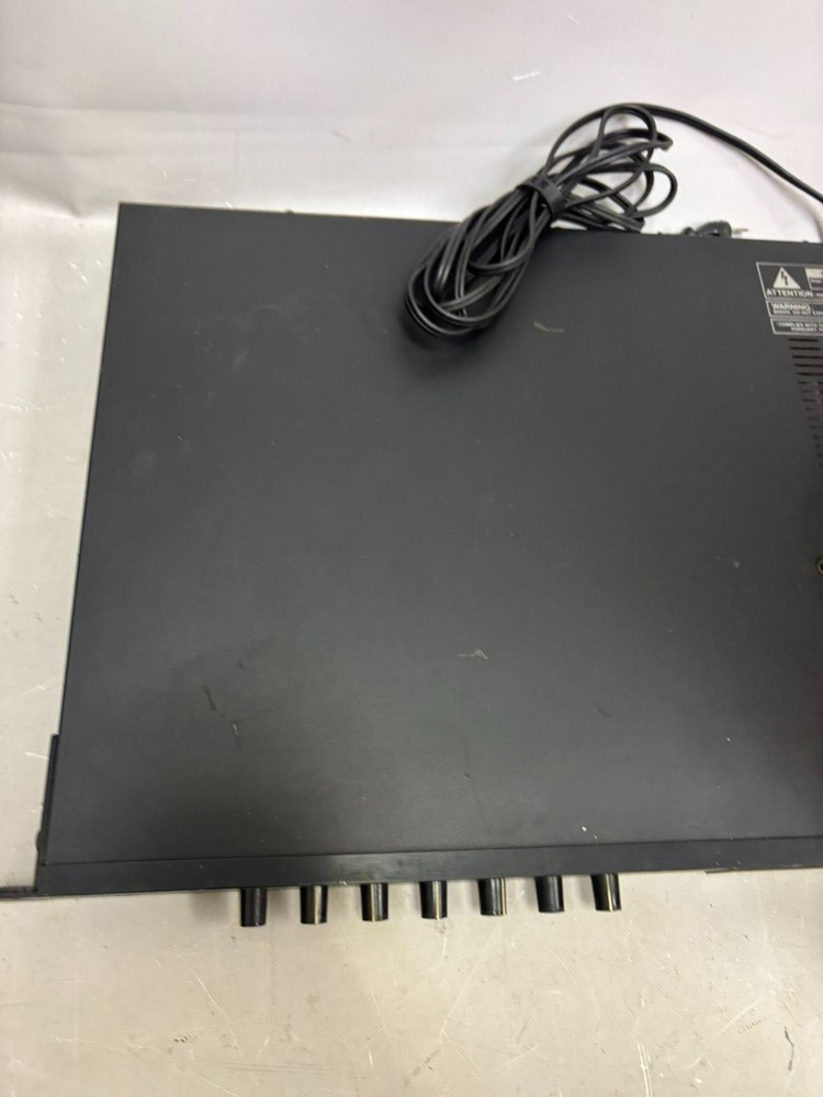 Roland RE-3 Digital Space Echo Various Effect Delay Rack Unit Tested