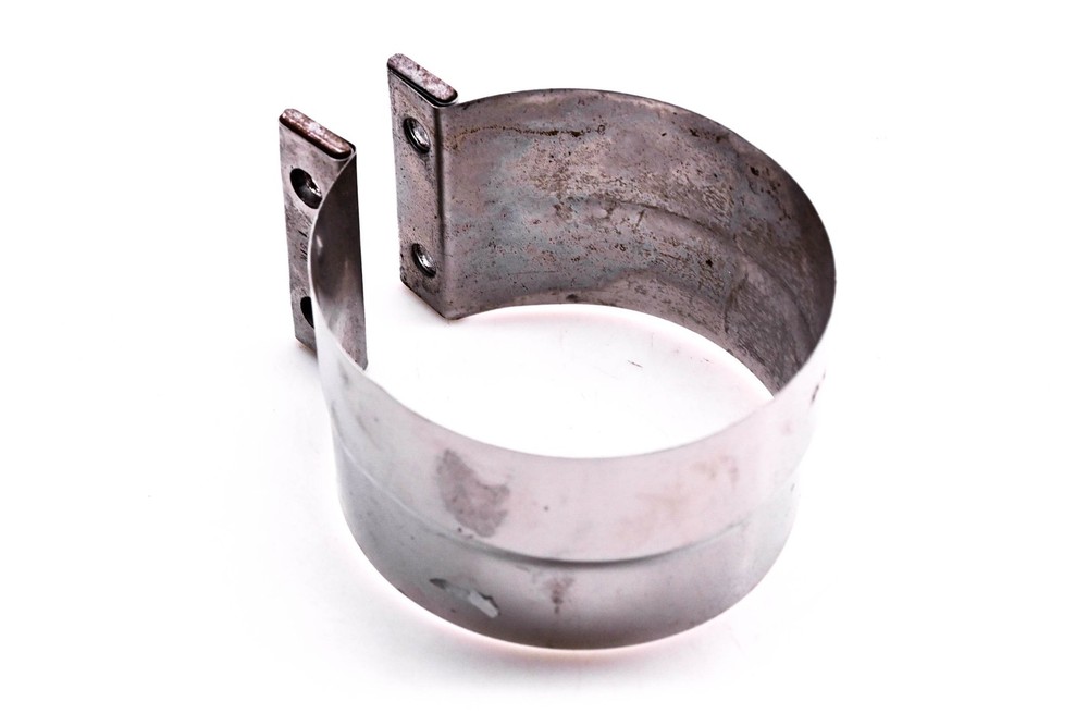 Donaldson RE30042 5" Exhaust Clamp Band