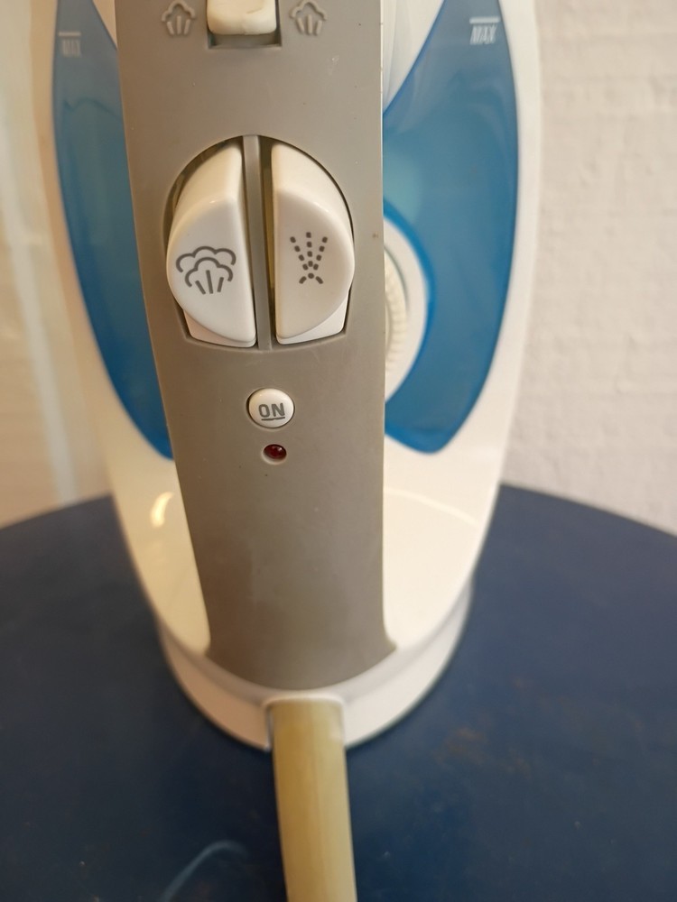 Ge Light Weight Iron
