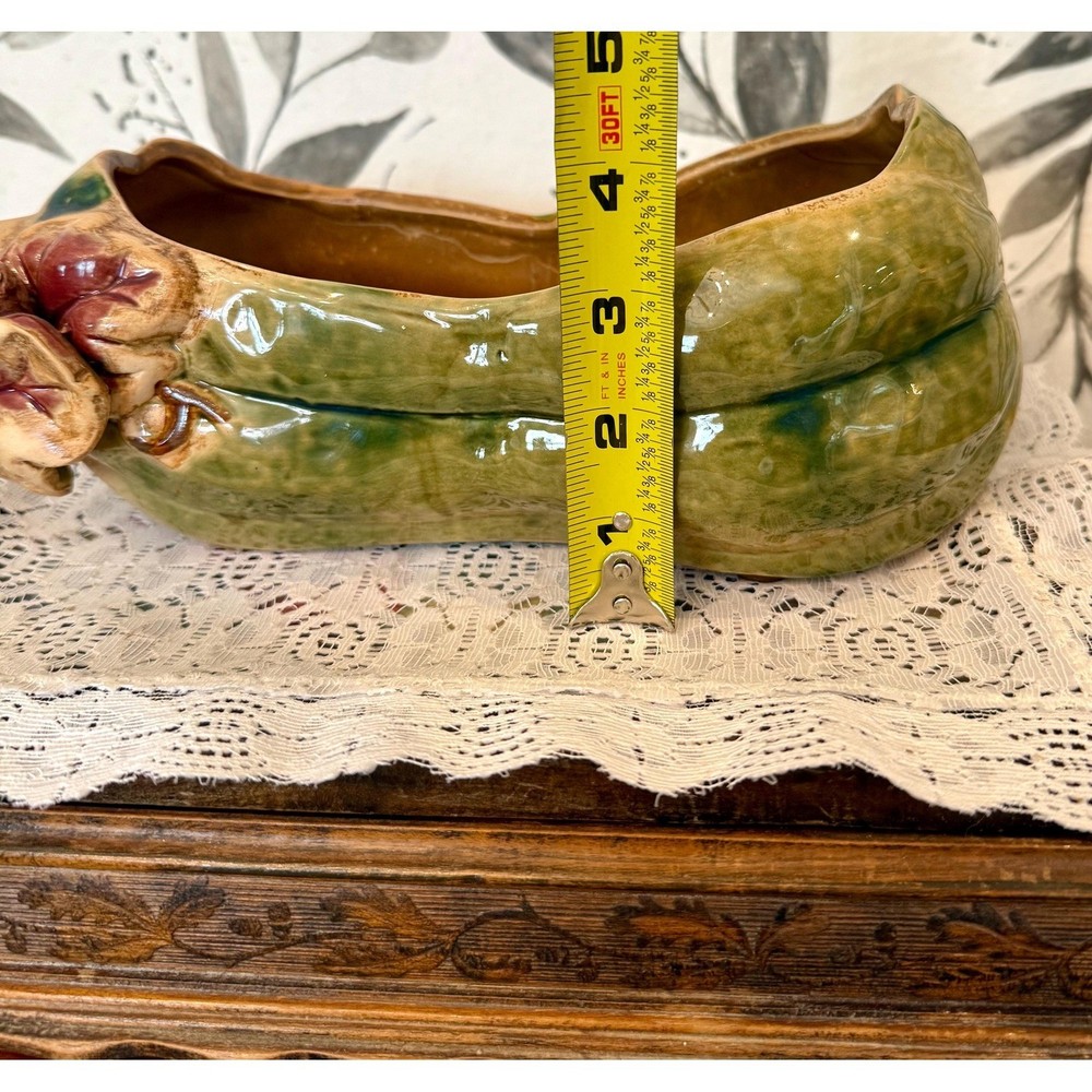 Vintage squash pottery holder table or shelf display