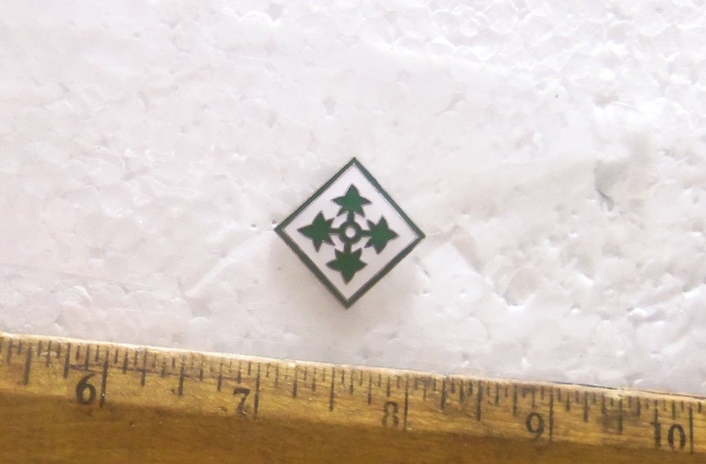 US Army - 4th Infantry Division Pin