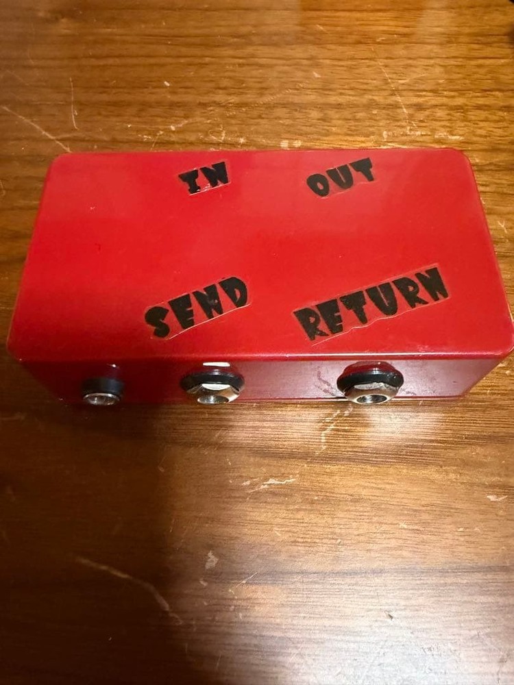 Junction Box Send Return Effects Pedal Red