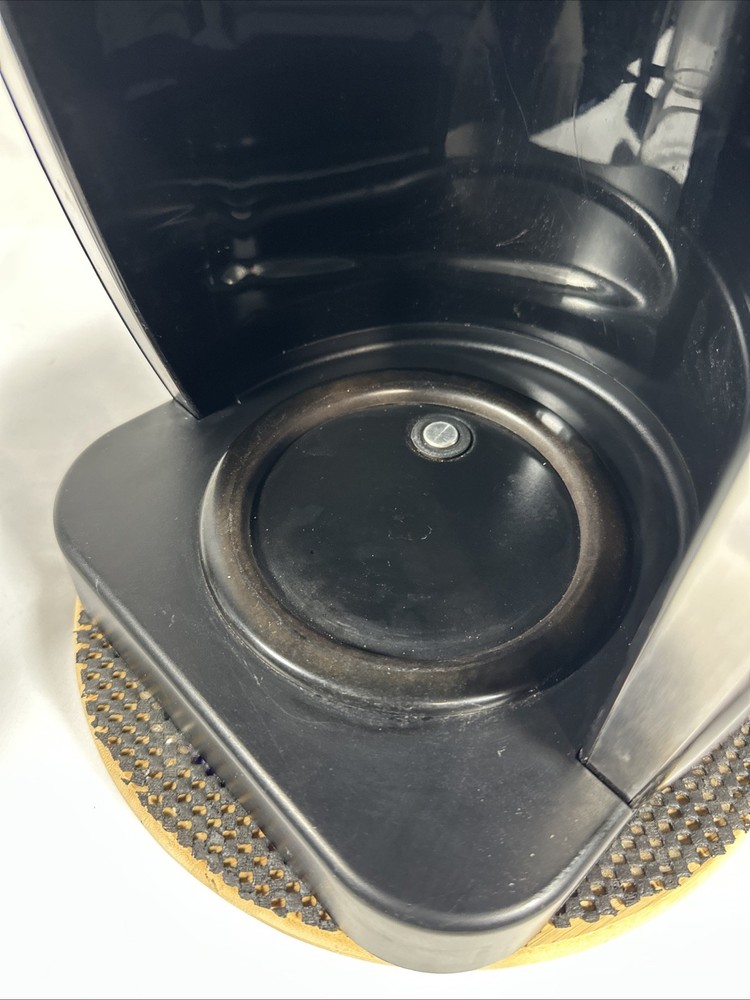 Cuisinart DCC-2650 Extreme Brew 12-Cup Programmable Coffee Maker Silver & Black