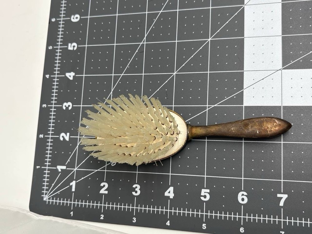 Vintage Reed & Barton brush Made In Italy