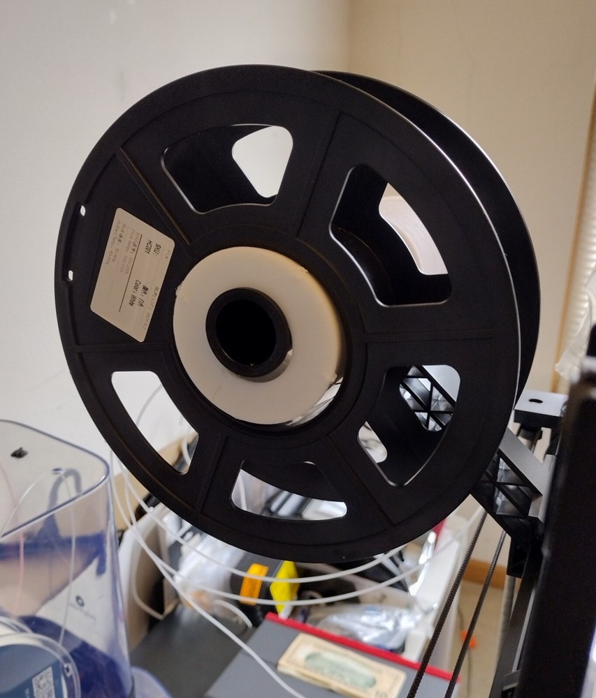 Spool Smooth for Creality Ender 3 or similar printer - makes filament pull easy