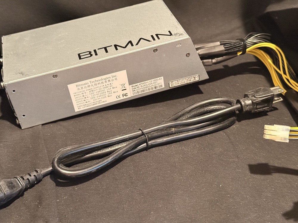 Bitmain APW3++ 1600W PSU w/ Power Cable – Powers On