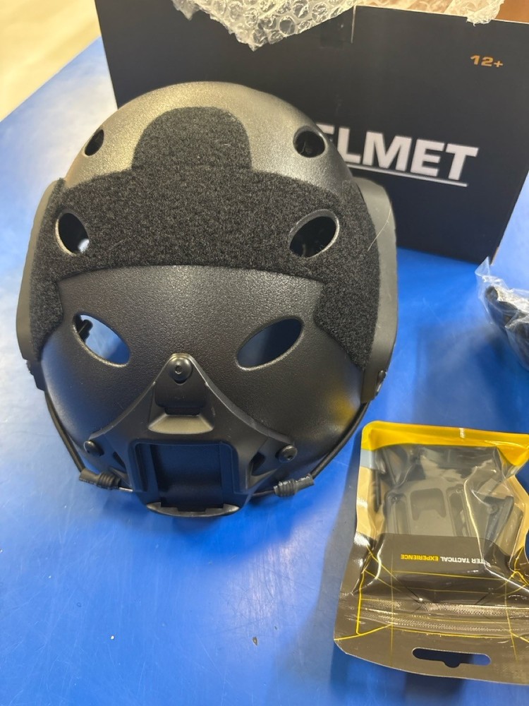 AIRSOFT: SHELLBACK TACTICAL FAST HELMET (J31003540)